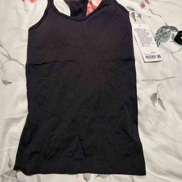 Lululemon Ebb to Street Tank Size 6 - Picture 4 of 6